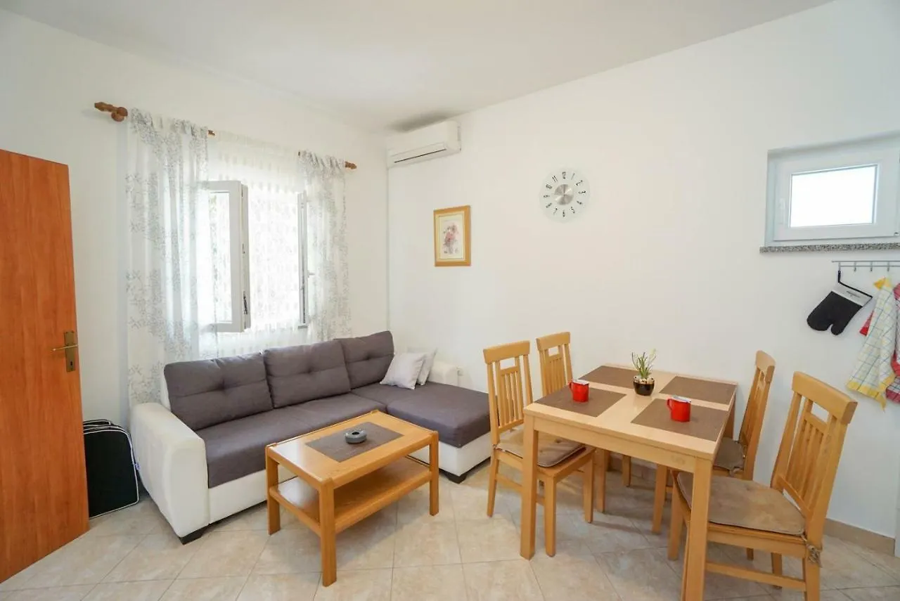 Gasthof Apartments Titonel Savudrija