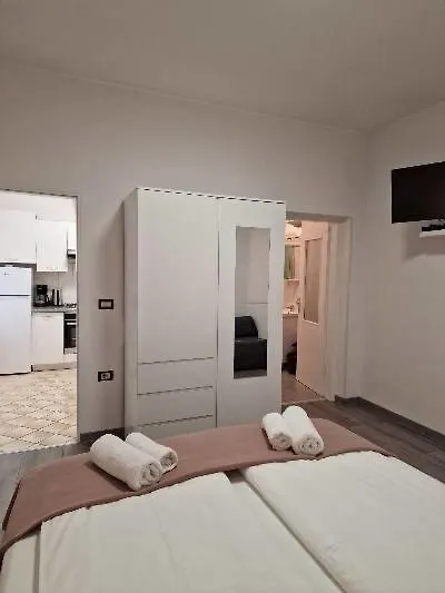 Guest house Apartments Titonel Savudrija